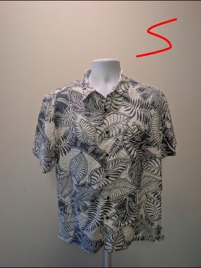 Casual Short-Sleeve Leaf Print Button-Down Shirt - White & Navy